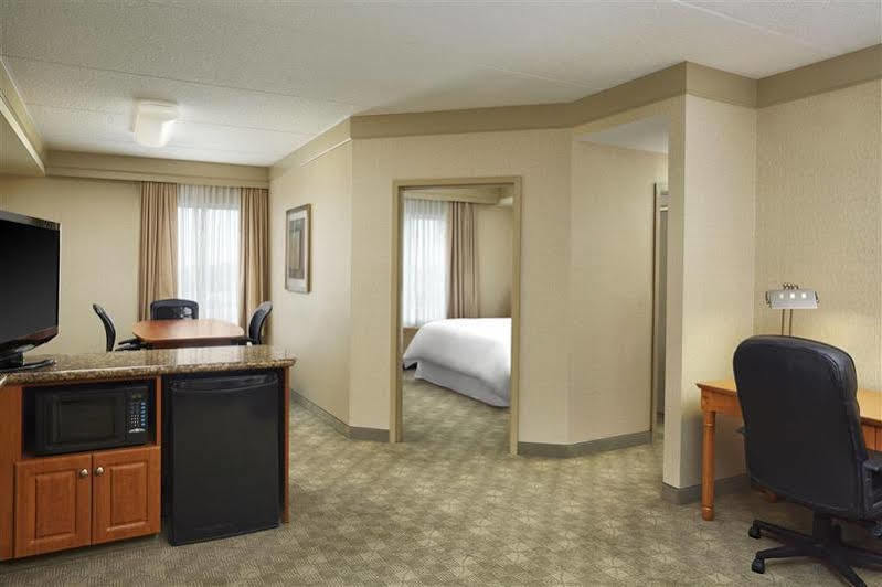 Four Points By Sheraton Kitchener-Waterloo Exteriér fotografie