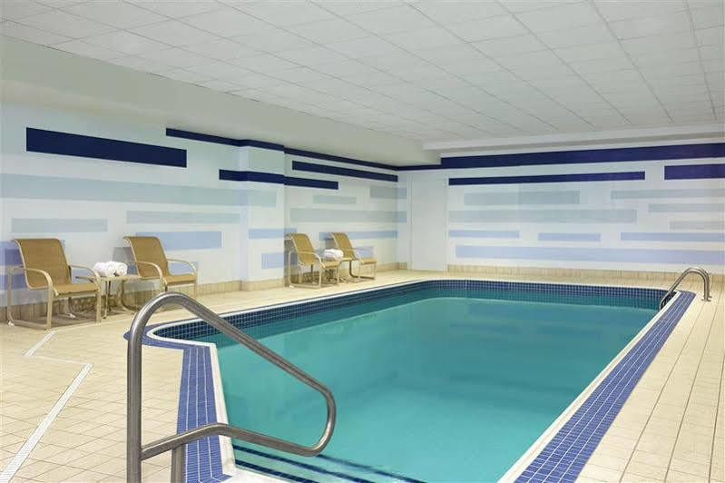 Four Points By Sheraton Kitchener-Waterloo Exteriér fotografie