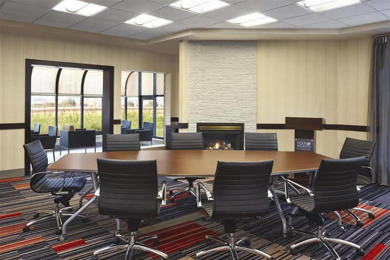 Four Points By Sheraton Kitchener-Waterloo Exteriér fotografie