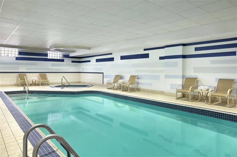 Four Points By Sheraton Kitchener-Waterloo Exteriér fotografie