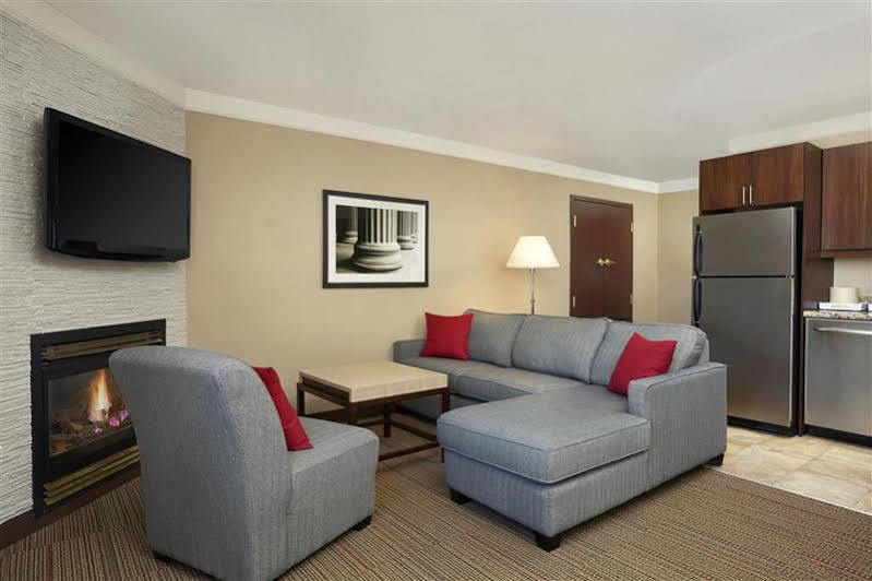 Four Points By Sheraton Kitchener-Waterloo Exteriér fotografie